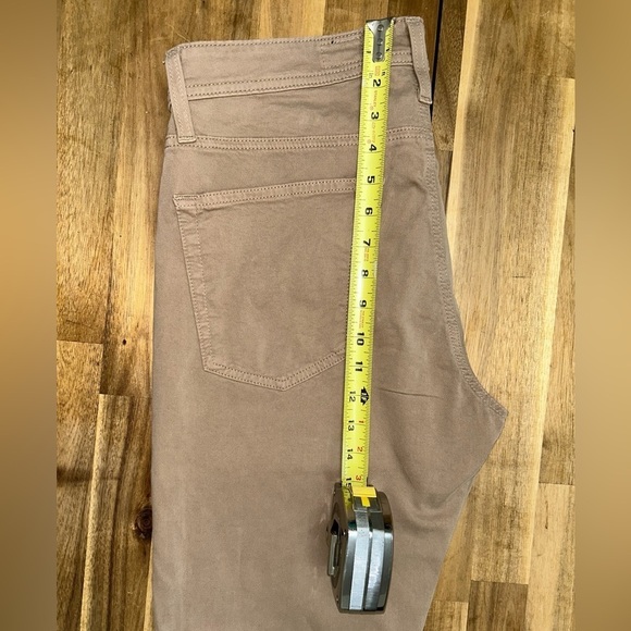 AG Adriano Goldschmied Tellus SUD Sueded Modern Slim Khaki Pants Stretch 33x34 - Picture 9 of 10